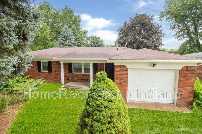 property at 12209 Dunbar Cir N