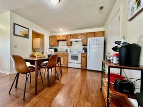 105 Overbrook Ct in Monroe, OH - Building Photo - Building Photo