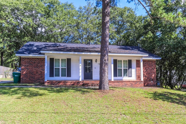 913 N Willowick Dr in Grovetown, GA - Building Photo - Building Photo