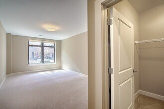 33 Rogers St, Unit T31 in Cambridge, MA - Building Photo - Building Photo