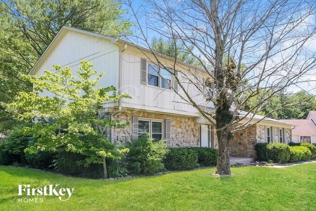 211 Banbury Rd in Noblesville, IN - Building Photo - Building Photo