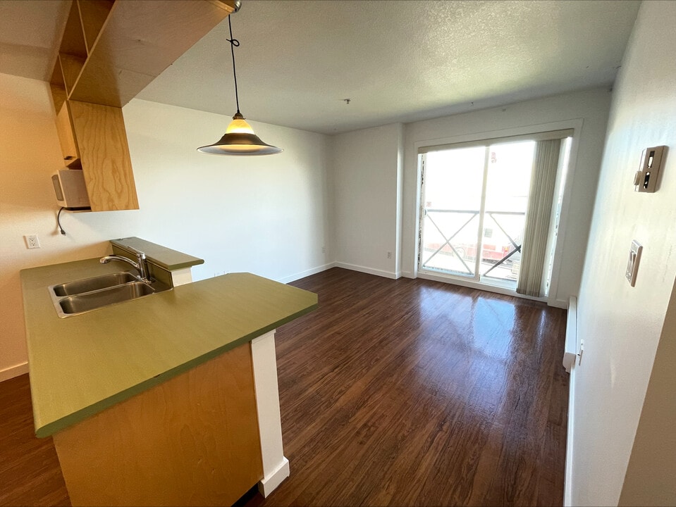 238-238 Selby St in Nanaimo, BC - Building Photo