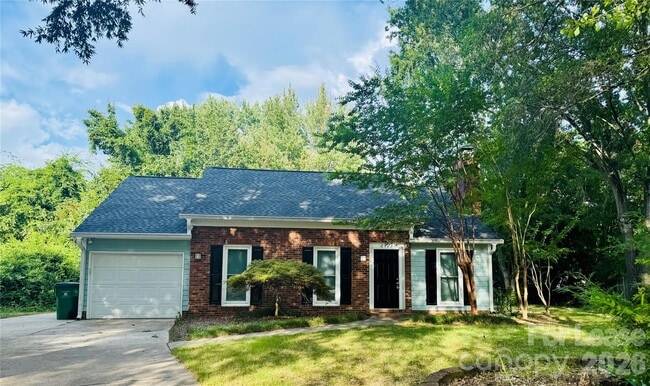 property at 2423 Emstead Ct