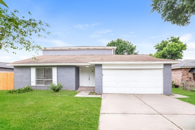 property at 8407 Old Meadow Ln