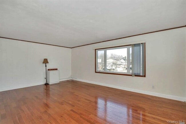 22 15th St in Bayville, NY - Building Photo - Building Photo