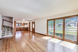 828 N Fernandez Ave in Arlington Heights, IL - Building Photo - Building Photo