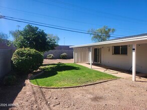 6401 E Parkview Dr in Scottsdale, AZ - Building Photo - Building Photo