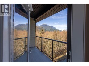 39180 Finch Dr in Squamish, BC - Building Photo - Building Photo