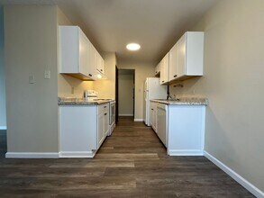 400 S Saliman Rd in Carson City, NV - Building Photo - Building Photo