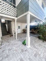 2134 2ND Ave N in St. Petersburg, FL - Building Photo