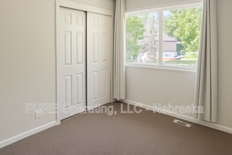 1109 Jacqueline Cir in Papillion, NE - Foto de edificio - Building Photo