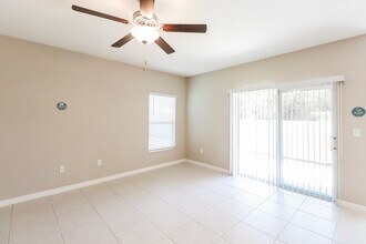 7309 Spring Snowflake Ave in Palm River-Clair Mel, FL - Building Photo - Building Photo