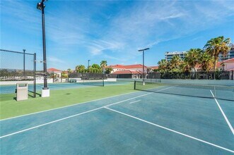 3145 NE 184th St in Aventura, FL - Building Photo - Building Photo