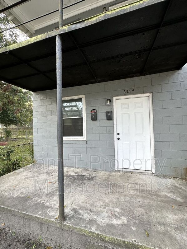 1 W 35th St in Savannah, GA - Building Photo - Building Photo