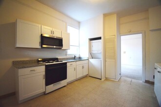 1454 W Ohio St-Unit -2R in Chicago, IL - Building Photo - Building Photo