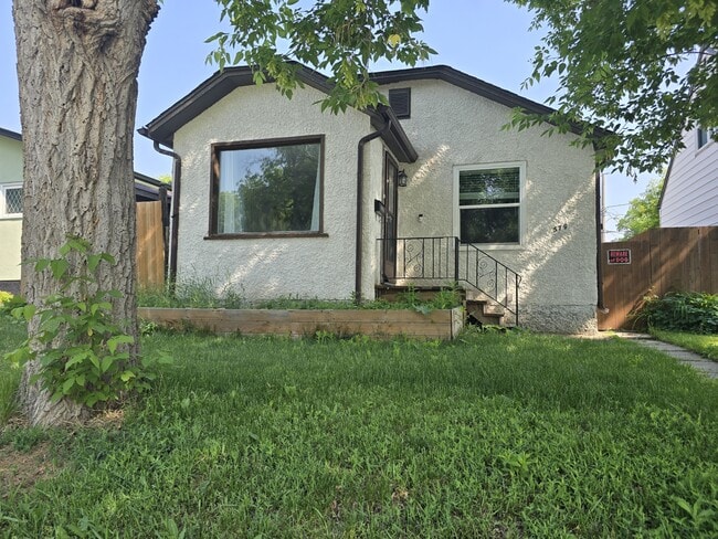 property at 579 St Catherine St