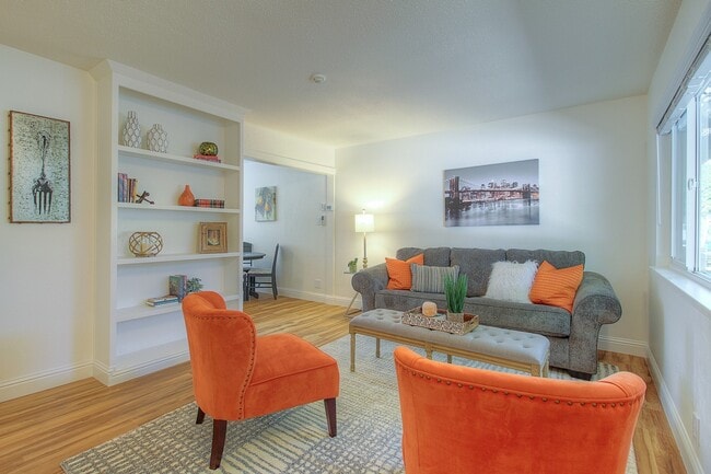 property at 871 Sonoma Ave
