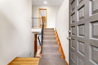 1502 Adams St in Steilacoom, WA - Building Photo - Building Photo