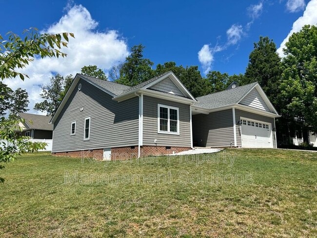 819 Geoffrey St in Staunton, VA - Building Photo - Building Photo