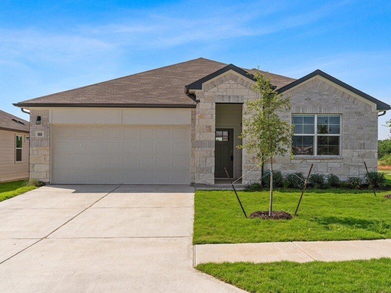 108 Windmill Palm Dr, Unit 04-10 in Kyle, TX - Building Photo