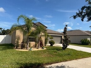 39869 Harmon Grove Ct in Zephyrhills, FL - Building Photo - Building Photo