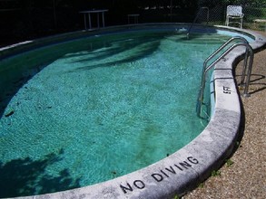 1400 Bayview Dr in Fort Lauderdale, FL - Foto de edificio - Other