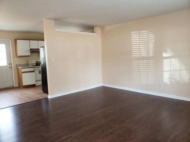 810 Clayton Rd in Durham, NC - Building Photo - Building Photo