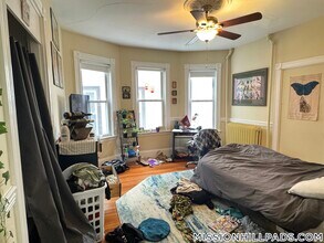 88 Fisher Ave, Unit 2 in Boston, MA - Building Photo - Building Photo