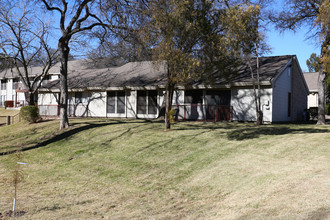 Trails at Vintage Creek in Austin, TX - Foto de edificio - Building Photo