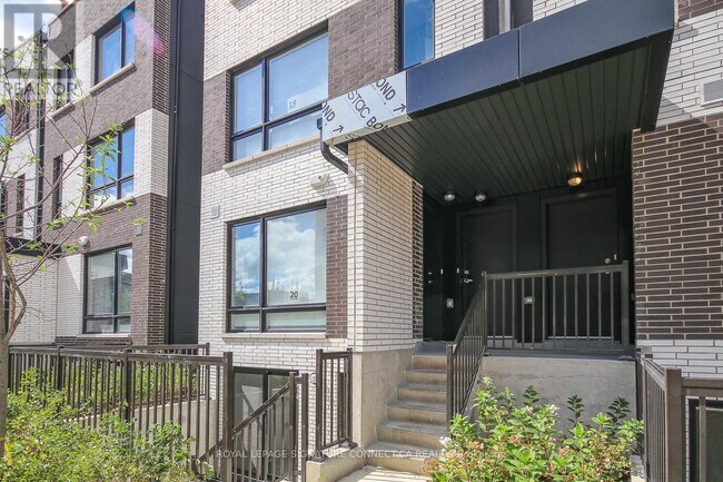 property at 20-20 Ed Clark Gdns