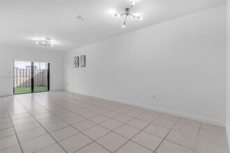 28625 SW 133rd Pl in Homestead, FL - Building Photo - Building Photo