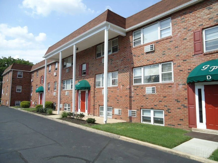 Park Glen Apartments | Clifton Heights, PA Apartments For Rent