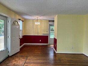 505 Crestwood Dr in Greensboro, NC - Building Photo - Building Photo