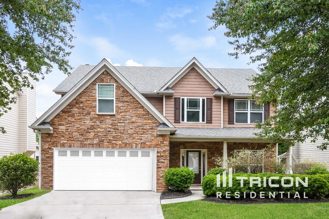 1080 Arbor Grove Rd in Sugar Hill, GA - Building Photo