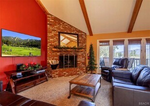 43065 Goldmine Woods Ln in Big Bear Lake, CA - Building Photo - Building Photo