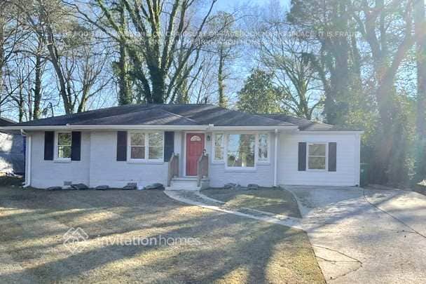 property at 2805 Mitchell Dr