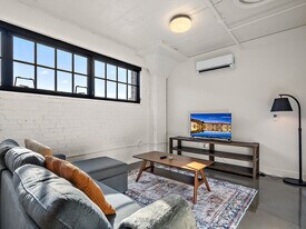 608 N 3rd St in Minneapolis, MN - Building Photo