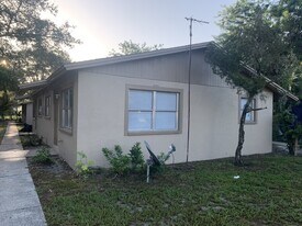 1604 2nd St NW in Winter Haven, FL - Building Photo
