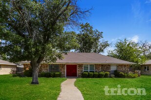 600 Spring Willow Dr in Allen, TX - Building Photo