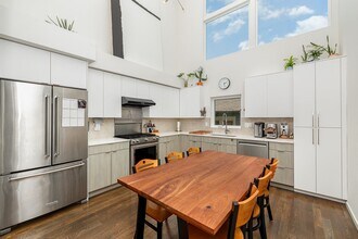 2654 NW 62nd St in Seattle, WA - Building Photo - Building Photo