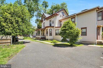 16 Lincoln Ave in Haddonfield, NJ - Building Photo - Building Photo