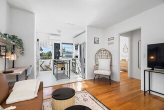 4032 Randolph St in San Diego, CA - Building Photo - Building Photo