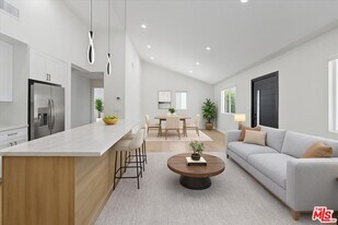 5530 Geer Ave in Los Angeles, CA - Building Photo