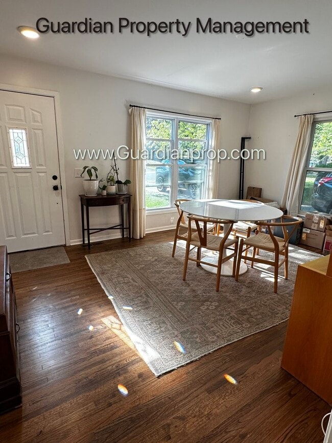 2914 Virginia Ave S in Minneapolis, MN - Building Photo - Building Photo