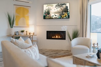 1217 Columbine St in Wenatchee, WA - Building Photo - Building Photo