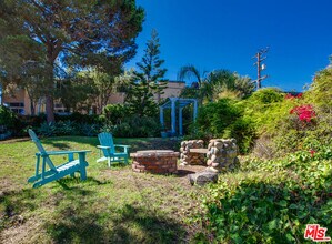 2448 7th St in Santa Monica, CA - Building Photo - Building Photo
