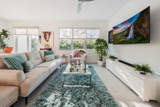 4787 Navali Dr in Wellington, FL - Building Photo - Building Photo