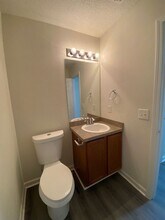 213 Cherry Laural Lane in Savannah, GA - Building Photo - Building Photo