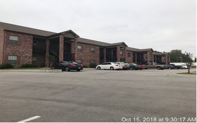 Oak View Apartments