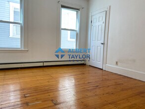 13 Sachem St, Unit 1 in Boston, MA - Building Photo - Building Photo
